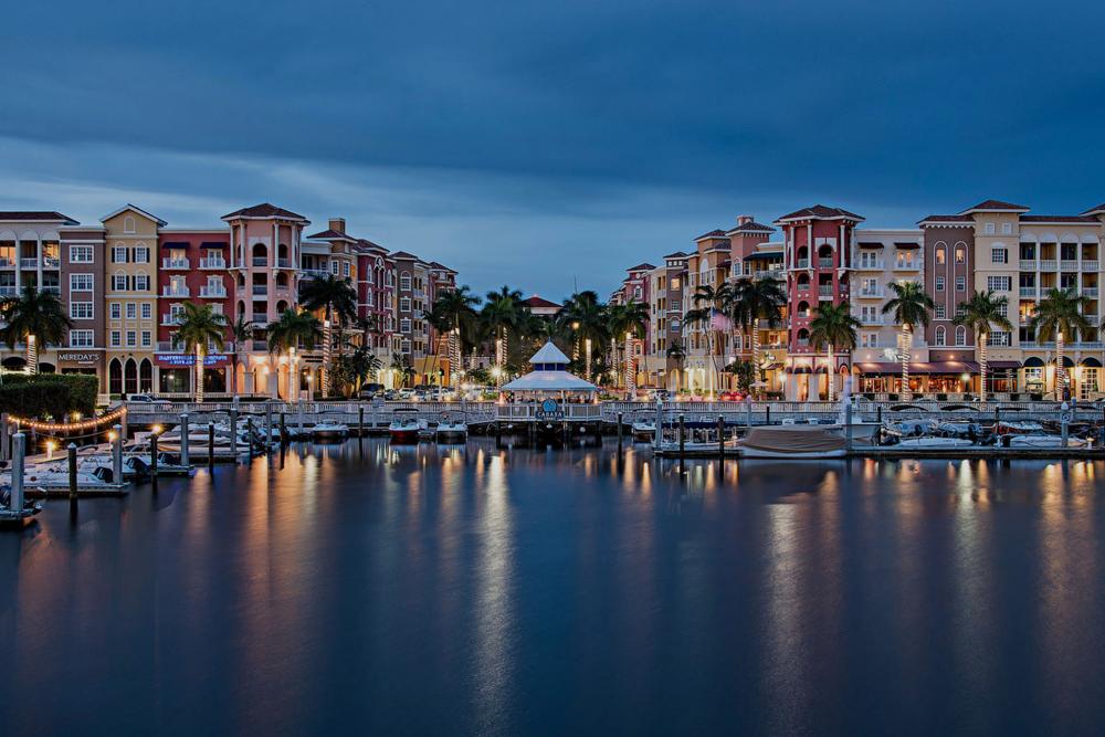 bayfront-naples-florida-fl-restuarants-bars-salons-galleries-downtown-5th-ave-marina-real-estate-1.jpg